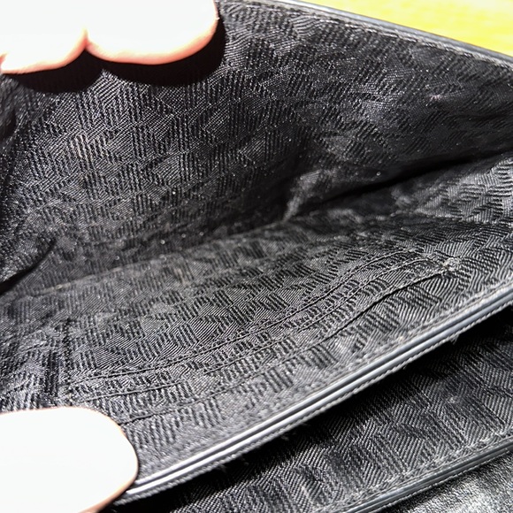 MICHAEL KORS Small Sloan Leather Gusset Crossbody - Picture 10 of 16